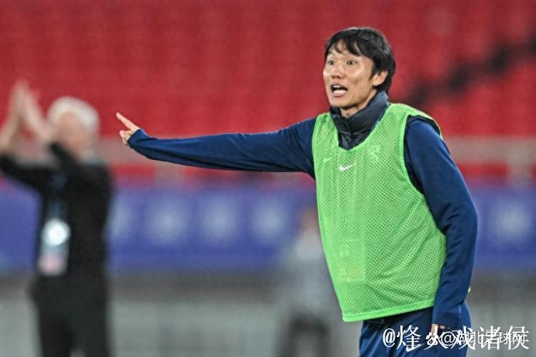 武汉三镇转会禁令全部解除准入邓卓翔离任俱乐部决定聘请外教带队 武汉三镇转会禁令全部解除准入邓卓翔离任俱乐部决定聘请外教带队