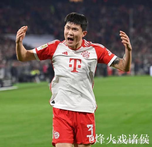 那不勒斯正式签约金玟哉 激活2000万欧元买断条款 那不勒斯正式签约金玟哉 激活2000万欧元买断条款